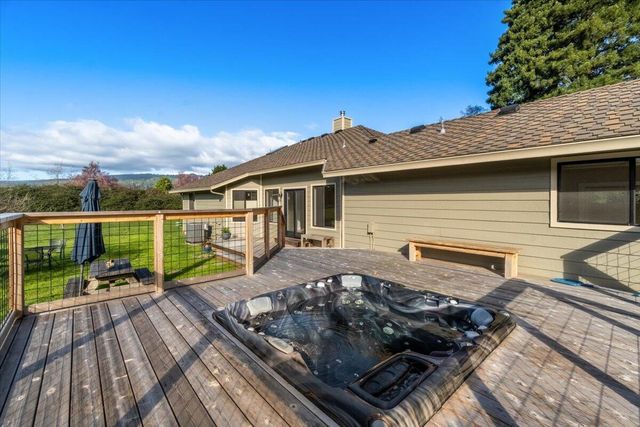 1450 Hatchery Road, Arcata, CA 95521