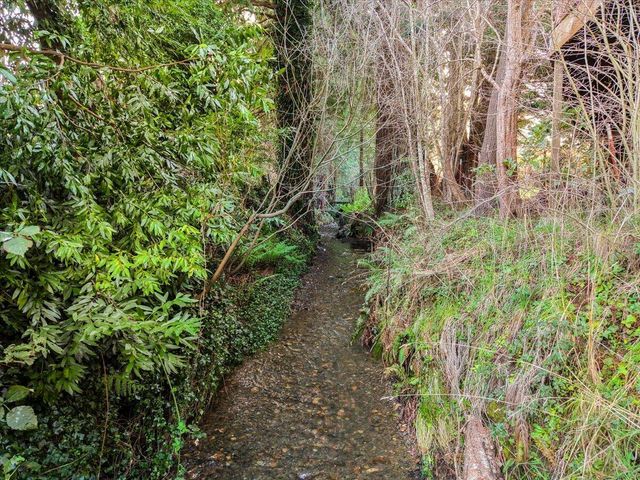 1450 Hatchery Road, Arcata, CA 95521