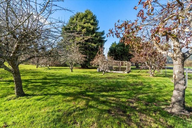 1450 Hatchery Road, Arcata, CA 95521
