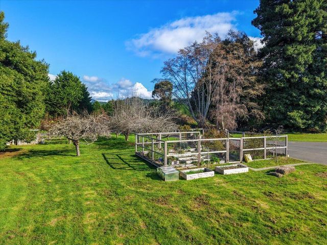 1450 Hatchery Road, Arcata, CA 95521