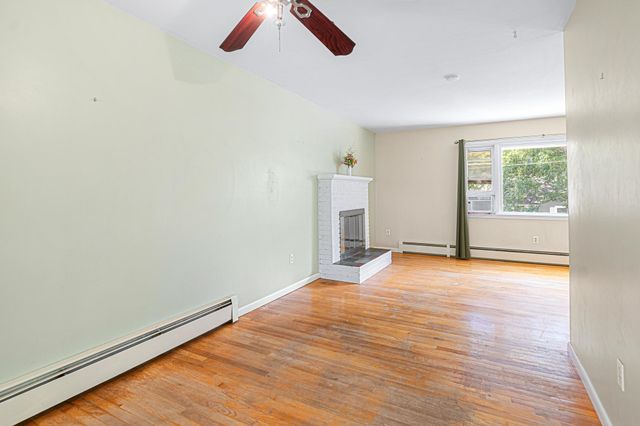 88 Pleasant Avenue, Burlington, VT 05408