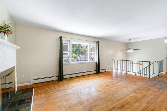 88 Pleasant Avenue, Burlington, VT 05408