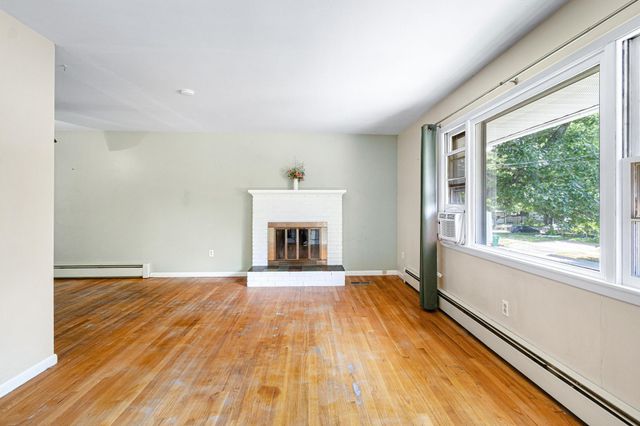 88 Pleasant Avenue, Burlington, VT 05408