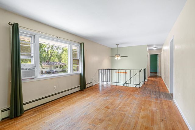 88 Pleasant Avenue, Burlington, VT 05408