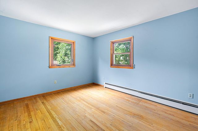 88 Pleasant Avenue, Burlington, VT 05408