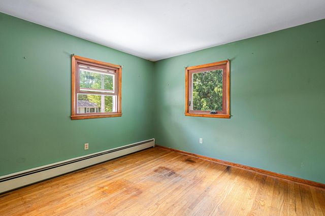 88 Pleasant Avenue, Burlington, VT 05408
