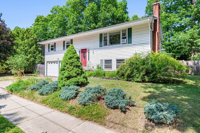 88 Pleasant Avenue, Burlington, VT 05408