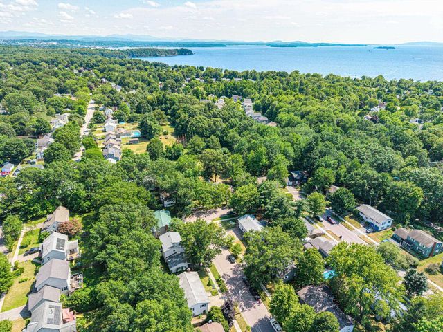 88 Pleasant Avenue, Burlington, VT 05408