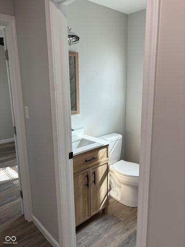 1043 Sharon Avenue, Indianapolis, IN 46222