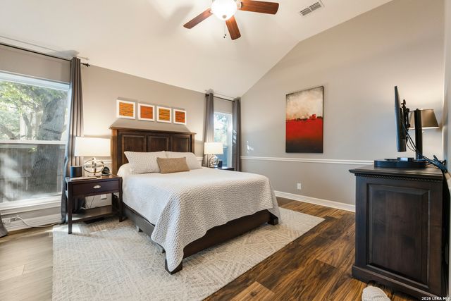 10502 Pembriar Cir, San Antonio, TX 78240