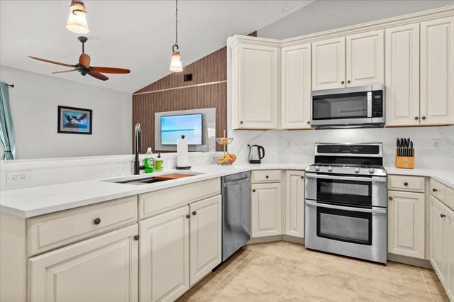1835 BOBCAT TRAIL, North Port, FL 34288