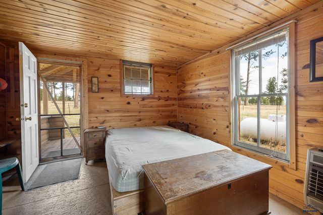 10545 CUSTER LIMESTONE RD, Custer, SD 57730