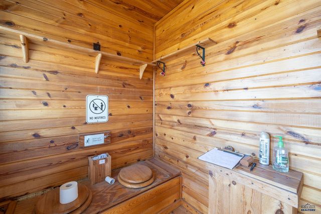 10545 CUSTER LIMESTONE RD, Custer, SD 57730