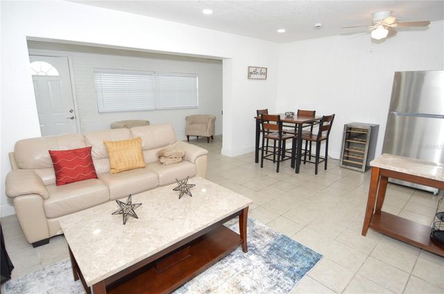 156 146TH AVENUE E B, Madeira Beach, FL 33708