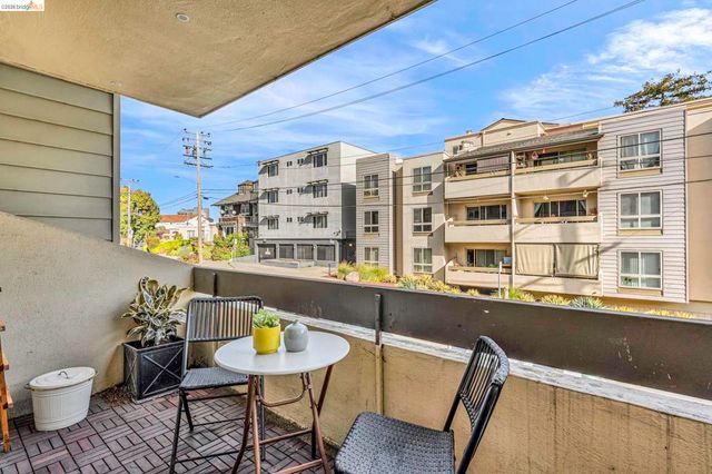 77 Fairmount Ave 105, Oakland, CA 94611