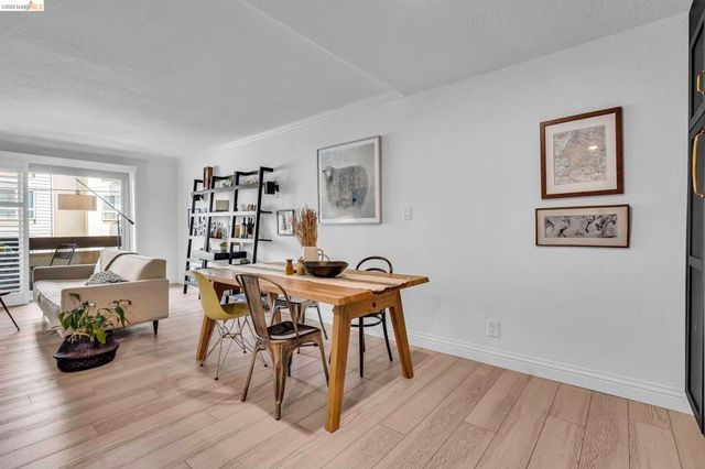 77 Fairmount Ave 105, Oakland, CA 94611