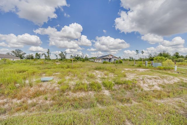 65 Road 5215, Cleveland, TX 77327