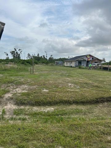 65 Road 5215, Cleveland, TX 77327