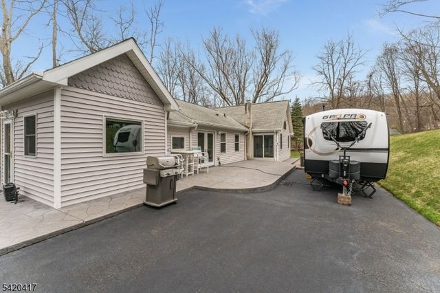 122 Washington Ave, High Bridge Boro, NJ 08829