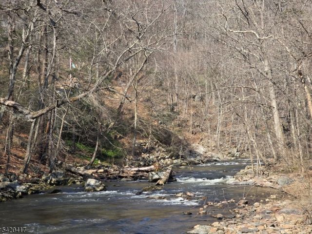 122 Washington Ave, High Bridge Boro, NJ 08829