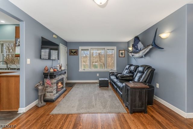 122 Washington Ave, High Bridge Boro, NJ 08829