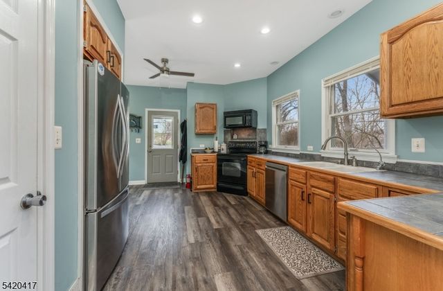 122 Washington Ave, High Bridge Boro, NJ 08829