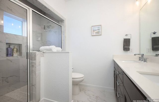 210 W Poplar St Unit 101, San Antonio, TX 78212