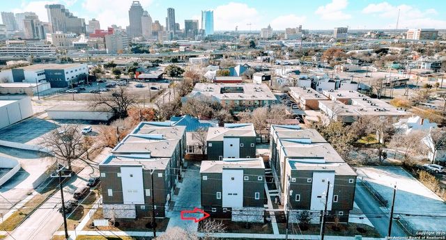 210 W Poplar St Unit 101, San Antonio, TX 78212