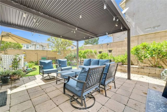 7969 Shadow Trails, Jurupa Valley, CA 92509