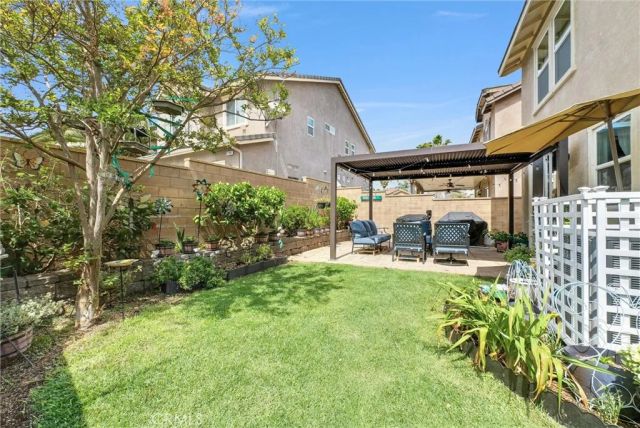 7969 Shadow Trails, Jurupa Valley, CA 92509