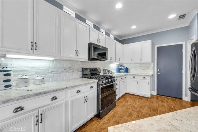 7969 Shadow Trails, Jurupa Valley, CA 92509