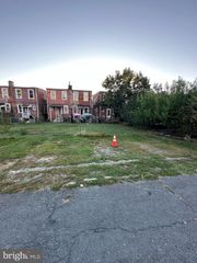 2240 ATLAS ST, Harrisburg, PA 17110
