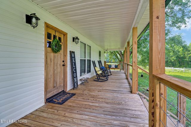 1754 Glenobey Rd, Jamestown, TN 38556