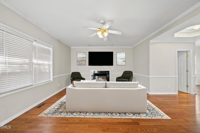 1589 Rogers Pointe Lane, Creedmoor, NC 27522