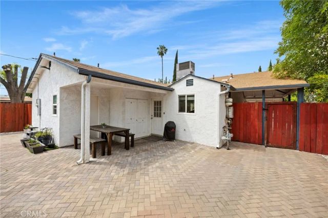 6928 Lubao, Winnetka, CA 91306