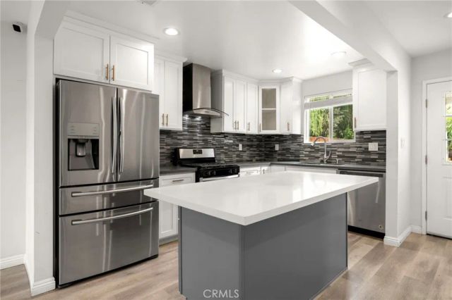 6928 Lubao, Winnetka, CA 91306