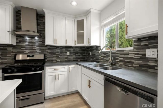 6928 Lubao, Winnetka, CA 91306