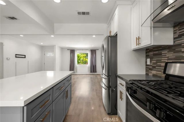 6928 Lubao, Winnetka, CA 91306