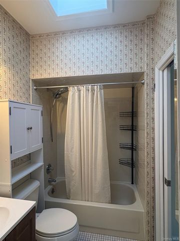 54 Old Brook Road, Dix Hills, NY 11746