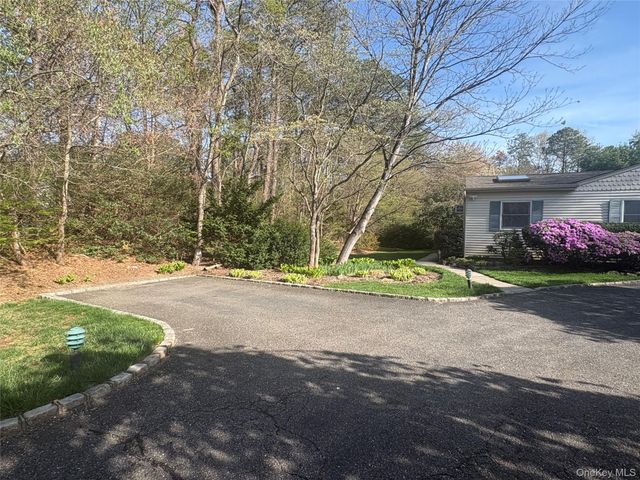 54 Old Brook Road, Dix Hills, NY 11746