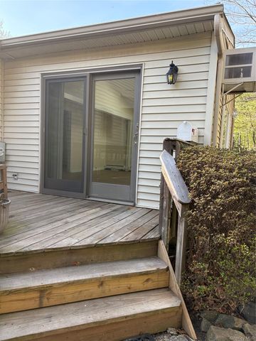 54 Old Brook Road, Dix Hills, NY 11746