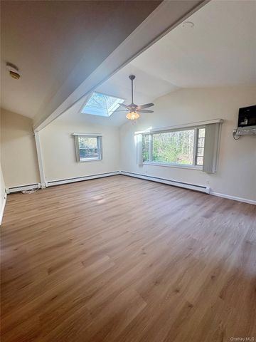 54 Old Brook Road, Dix Hills, NY 11746