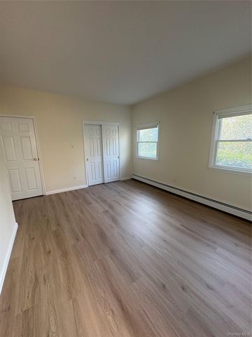 54 Old Brook Road, Dix Hills, NY 11746