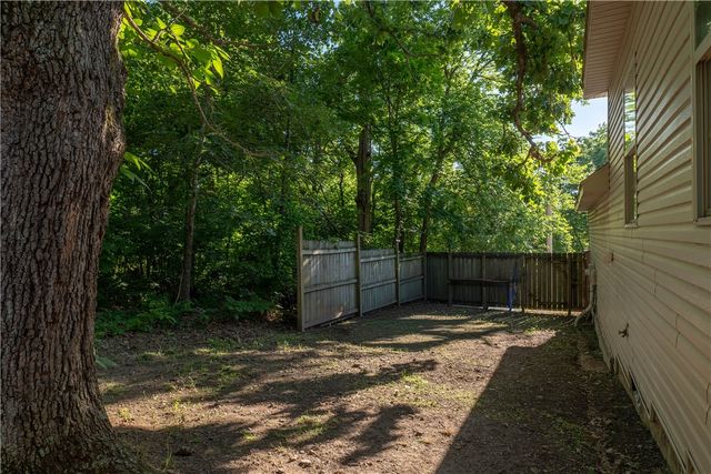 15 Coalburn Circle, Bella Vista, AR 72715