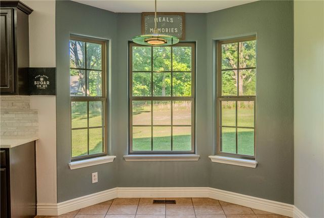 15 Coalburn Circle, Bella Vista, AR 72715