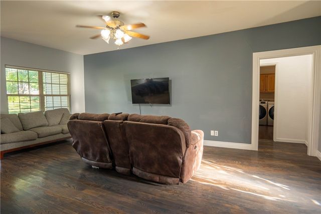 15 Coalburn Circle, Bella Vista, AR 72715