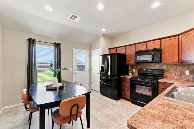 4904 Hunter Boulevard, Oklahoma City, OK 73179