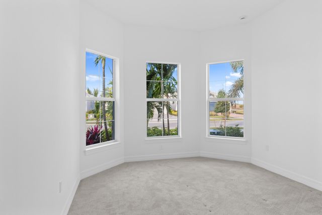 10717 Northbrook Circle, Palm Beach Gardens, FL 33412