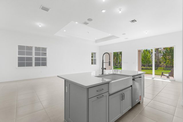 10717 Northbrook Circle, Palm Beach Gardens, FL 33412