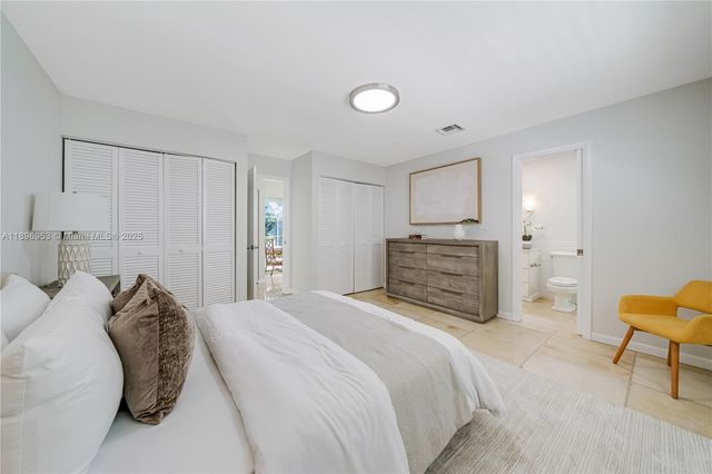 640 S Mashta Dr, Key Biscayne, FL 33149